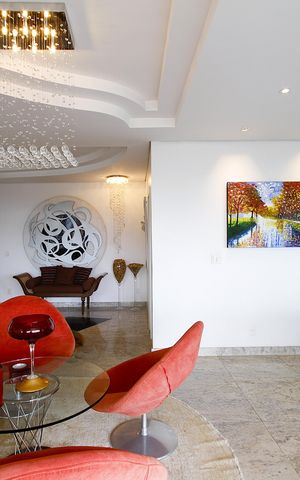 Casa à venda com 650m², 4 quartos e 3 vagasSala 1