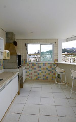 Casa à venda com 650m², 4 quartos e 3 vagasChurrasqueira