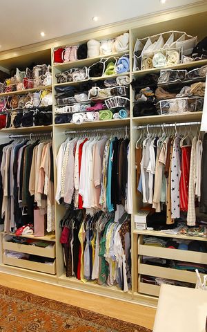 Casa à venda com 650m², 4 quartos e 3 vagasCloset da suíte