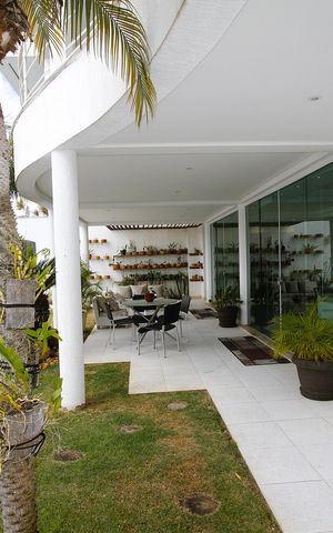 Casa à venda com 650m², 4 quartos e 3 vagasPiscina