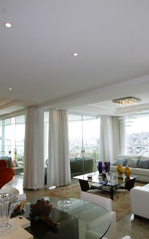 Casa à venda com 650m², 4 quartos e 3 vagasSala 1
