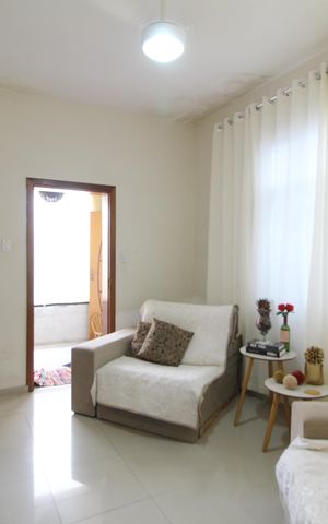 Casa de condomínio à venda com 136m², 3 quartos e 1 vagaSala