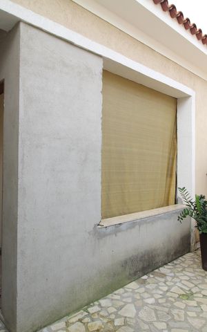 Casa de condomínio à venda com 136m², 3 quartos e 1 vagaÁrea Externa