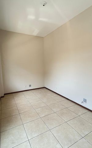 Apartamento para alugar com 63m², 2 quartos e 1 vagaSala