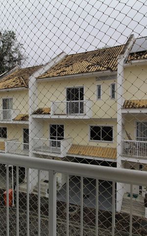 Casa de condomínio à venda com 163m², 4 quartos e 2 vagasQuarto 3 - Varanda