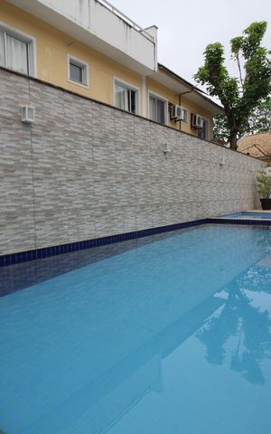 Casa de condomínio à venda com 163m², 4 quartos e 2 vagasÁrea Comum