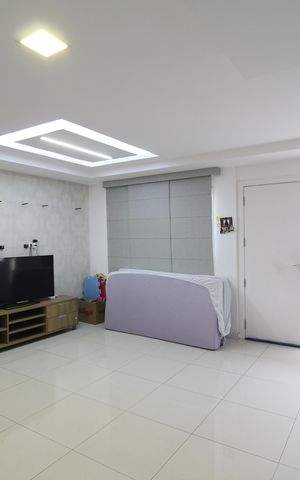 Casa de condomínio à venda com 163m², 4 quartos e 2 vagasSala