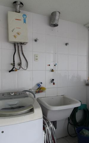 Casa de condomínio à venda com 163m², 4 quartos e 2 vagasÁrea de Serviço