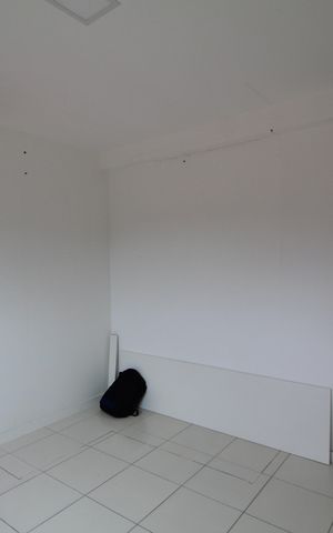 Casa de condomínio à venda com 163m², 4 quartos e 2 vagasQuarto 2