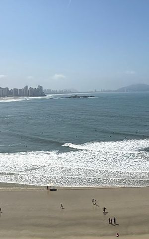 Apartamento para alugar com 166m², 4 quartos e 2 vagas Apartamento para alugar com 166m², 4 quartos e 2 vagasVista