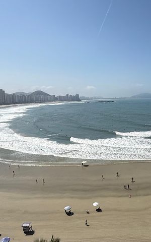 Apartamento para alugar com 166m², 4 quartos e 2 vagas Apartamento para alugar com 166m², 4 quartos e 2 vagasVista