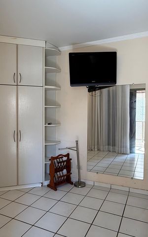 Apartamento para alugar com 166m², 4 quartos e 2 vagas Apartamento para alugar com 166m², 4 quartos e 2 vagasSuíte