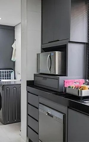Apartamento para alugar com 135m², 4 quartos e 4 vagasCozinha e Área de Serviço