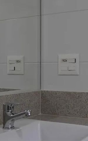 Apartamento para alugar com 135m², 4 quartos e 4 vagasSuíte 1 - Banheiro 