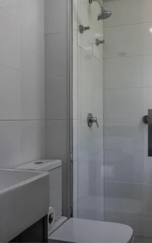 Apartamento para alugar com 135m², 4 quartos e 4 vagasSuíte 4 - Banheiro 