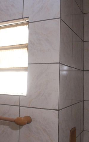 Casa à venda com 125m², 2 quartos e 2 vagasBanheiro