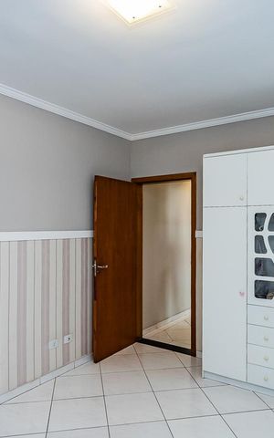 Casa à venda com 170m², 3 quartos e 3 vagas Casa à venda com 170m², 3 quartos e 3 vagasQuarto 2