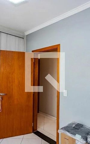 Casa à venda com 170m², 3 quartos e 3 vagas Casa à venda com 170m², 3 quartos e 3 vagasQuarto 1