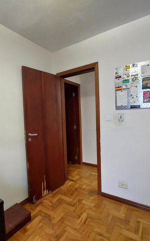 Casa à venda com 220m², 3 quartos e sem vaga Casa à venda com 220m², 3 quartos e sem vagaQuarto 2