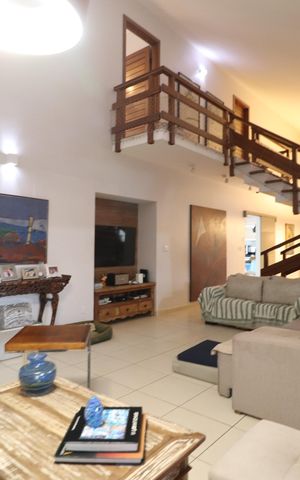Casa para alugar com 250m², 4 quartos e 2 vagasSala