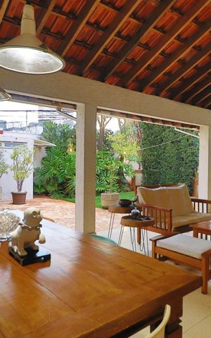 Casa para alugar com 250m², 4 quartos e 2 vagasVaranda