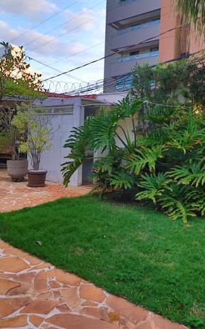 Casa para alugar com 250m², 4 quartos e 2 vagasJardim