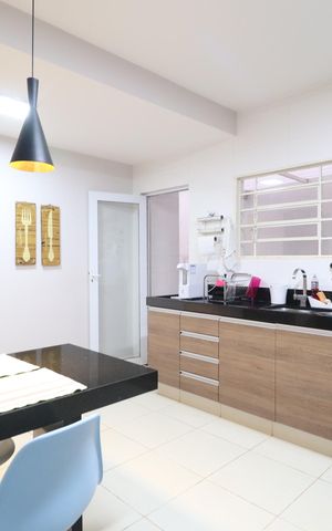 Casa para alugar com 250m², 4 quartos e 2 vagasCozinha
