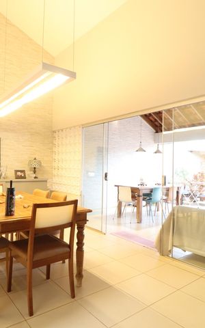 Casa para alugar com 250m², 4 quartos e 2 vagasSala de Jantar