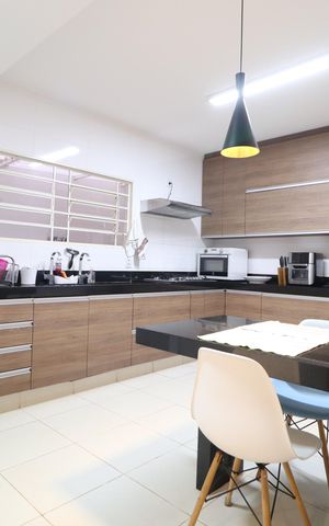 Casa para alugar com 250m², 4 quartos e 2 vagasCozinha