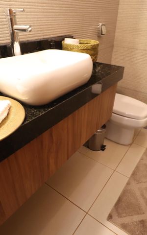 Casa para alugar com 250m², 4 quartos e 2 vagasLavabo
