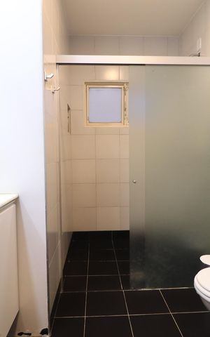 Casa para alugar com 250m², 4 quartos e 2 vagasBanheiro Social
