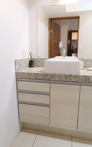 Casa para alugar com 250m², 4 quartos e 2 vagasBanheiro do Quarto 1