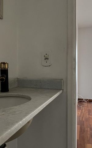 Casa de condomínio à venda com 120m², 3 quartos e 2 vagasLavabo