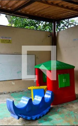 Casa de condomínio à venda com 120m², 3 quartos e 2 vagasBrinquedoteca