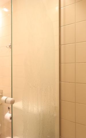Apartamento à venda com 84m², 3 quartos e 2 vagasBanheiro da Suíte