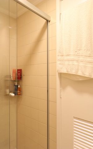 Apartamento à venda com 84m², 3 quartos e 2 vagasBanheiro da Suíte