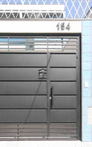 Casa à venda com 103m², 3 quartos e 2 vagas