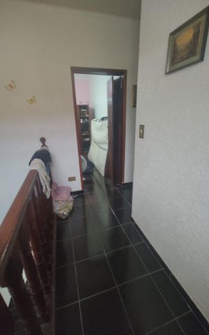 Casa à venda com 500m², 7 quartos e 6 vagas Casa à venda com 500m², 7 quartos e 6 vagasCorredor