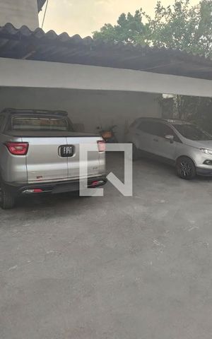 Casa à venda com 500m², 7 quartos e 6 vagas Casa à venda com 500m², 7 quartos e 6 vagasGaragem