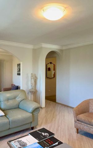 Apartamento à venda com 212m², 4 quartos e 3 vagas Apartamento à venda com 212m², 4 quartos e 3 vagasSala