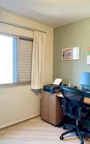 Apartamento à venda com 212m², 4 quartos e 3 vagas Apartamento à venda com 212m², 4 quartos e 3 vagasQuarto 2