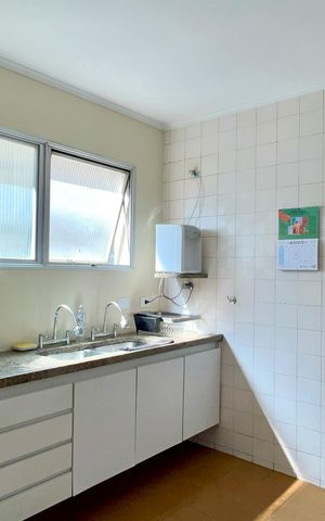 Apartamento à venda com 212m², 4 quartos e 3 vagas Apartamento à venda com 212m², 4 quartos e 3 vagasCozinha