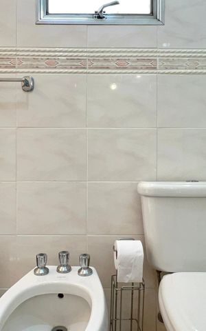 Apartamento à venda com 212m², 4 quartos e 3 vagas Apartamento à venda com 212m², 4 quartos e 3 vagasBanheiro da Suíte