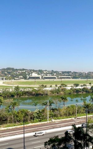 Apartamento à venda com 212m², 4 quartos e 3 vagas Apartamento à venda com 212m², 4 quartos e 3 vagasVista da Sala