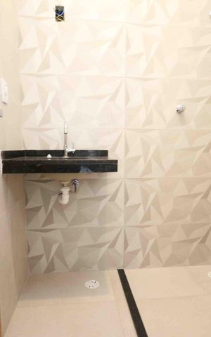 Casa para alugar com 128m², 3 quartos e 2 vagas Casa para alugar com 128m², 3 quartos e 2 vagasBanheiro da Suite
