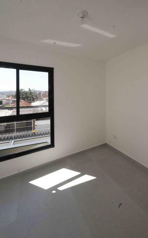 Casa à venda com 104m², 3 quartos e 2 vagas Casa à venda com 104m², 3 quartos e 2 vagasSuite