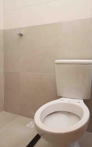 Casa à venda com 104m², 3 quartos e 2 vagas Casa à venda com 104m², 3 quartos e 2 vagasBanheiro da Social