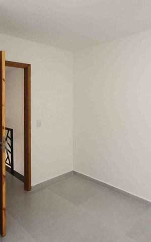 Casa à venda com 104m², 3 quartos e 2 vagas Casa à venda com 104m², 3 quartos e 2 vagasQuarto