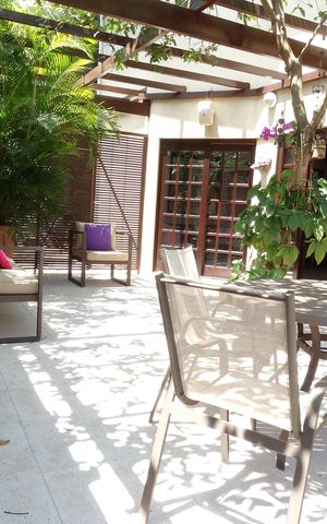Casa à venda com 310m², 4 quartos e 1 vaga Casa à venda com 310m², 4 quartos e 1 vagaÁrea externa
