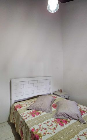 Casa de condomínio à venda com 107m², 4 quartos e 1 vaga